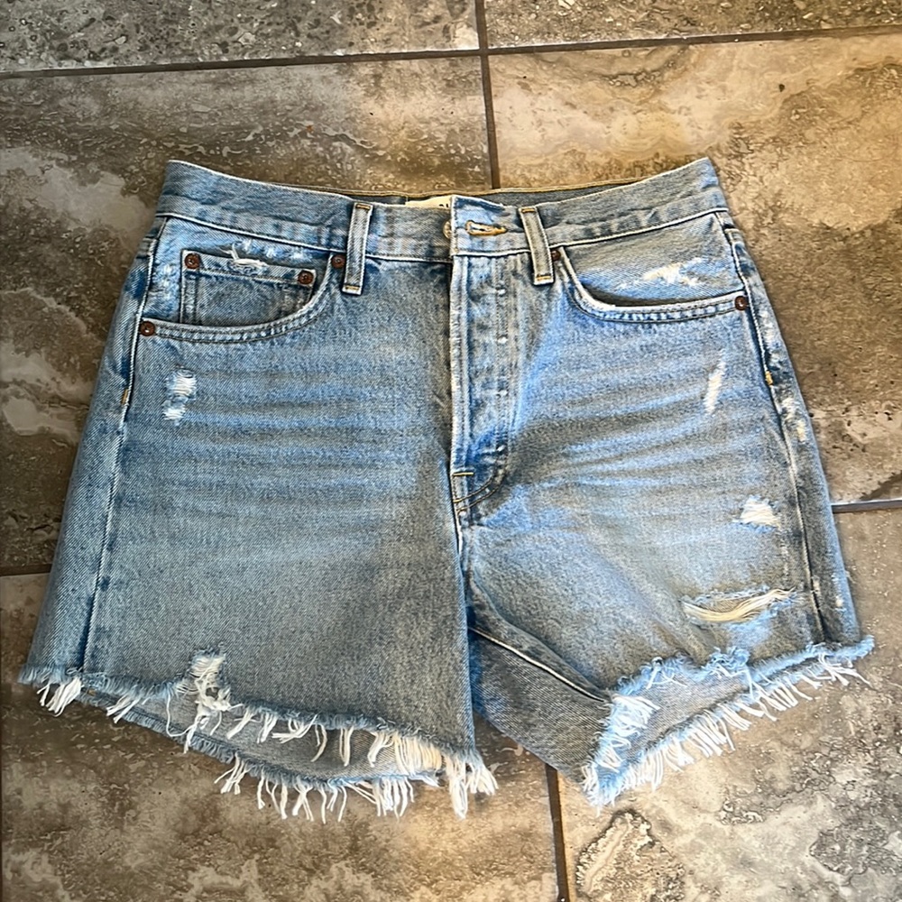 Agolde Parker long shorts size 25 in swapmeet!!